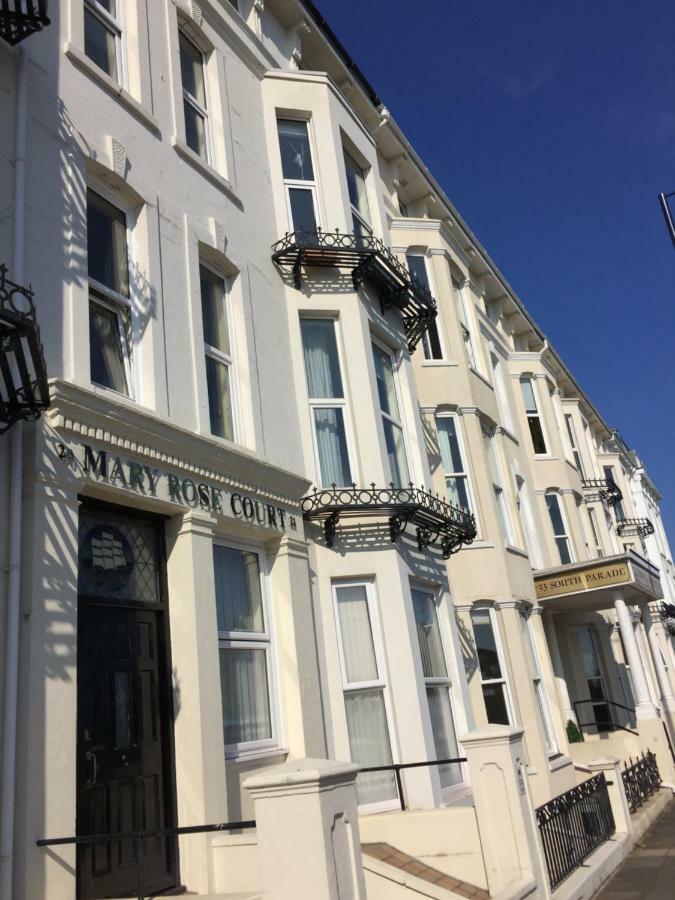 Modern One Bedroom Apartment Near The Seafront Portsmouth Exterior photo