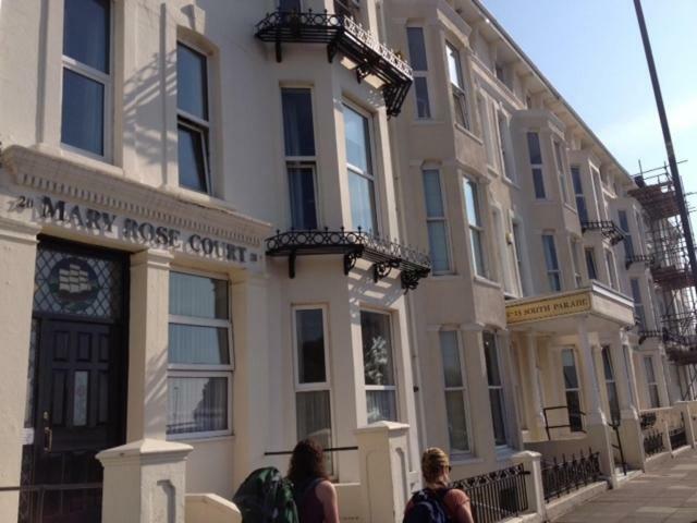 Modern One Bedroom Apartment Near The Seafront Portsmouth Exterior photo