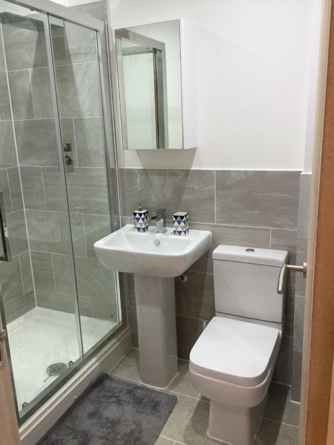 Modern One Bedroom Apartment Near The Seafront Portsmouth Exterior photo